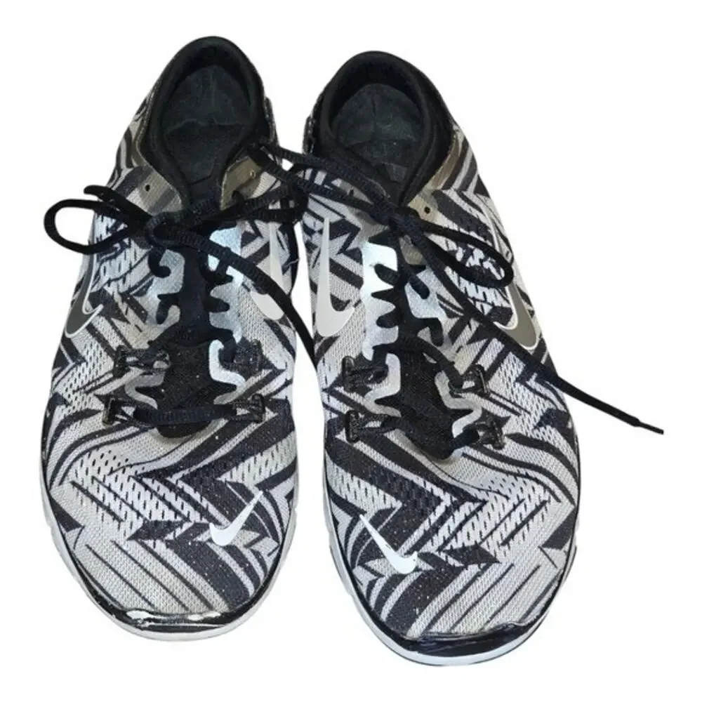 Nike Free 5.0 TR Fit 5 Womens 8.5 Black White Geometric Zigzag 629496-015